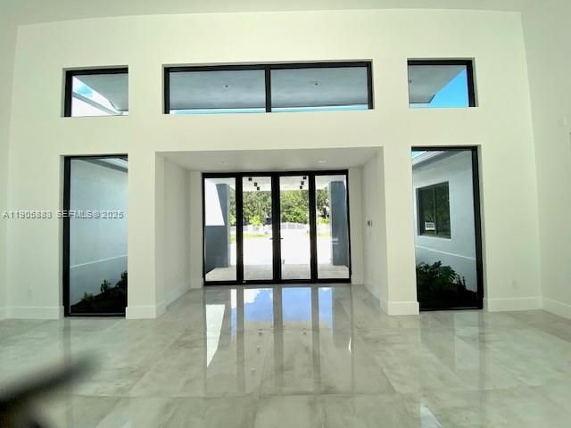 待售: $6,950,000 (6 贝兹, 8 浴室, 5759 平方英尺)