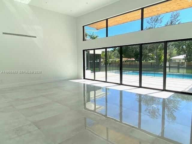 待售: $6,950,000 (6 贝兹, 8 浴室, 5759 平方英尺)