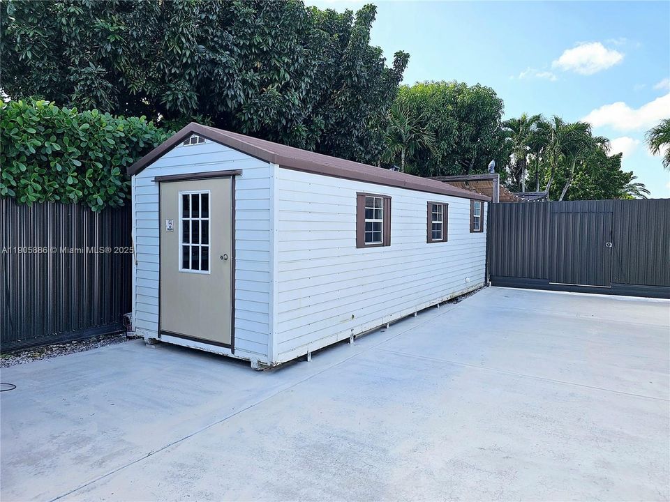 В аренду: $6,000 (4 спален, 2 ванн, 2157 Квадратных фут)