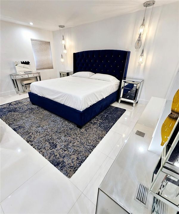 В аренду: $6,000 (4 спален, 2 ванн, 2157 Квадратных фут)