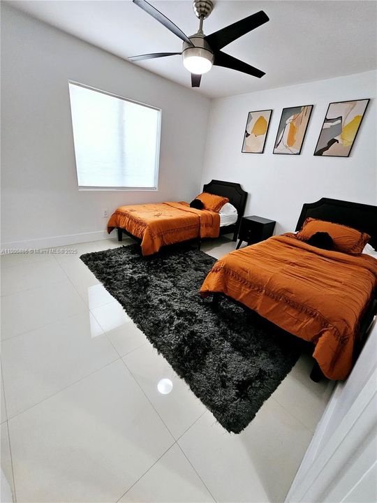 В аренду: $6,000 (4 спален, 2 ванн, 2157 Квадратных фут)