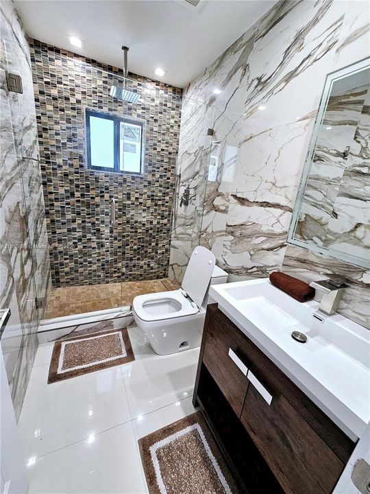 В аренду: $6,000 (4 спален, 2 ванн, 2157 Квадратных фут)