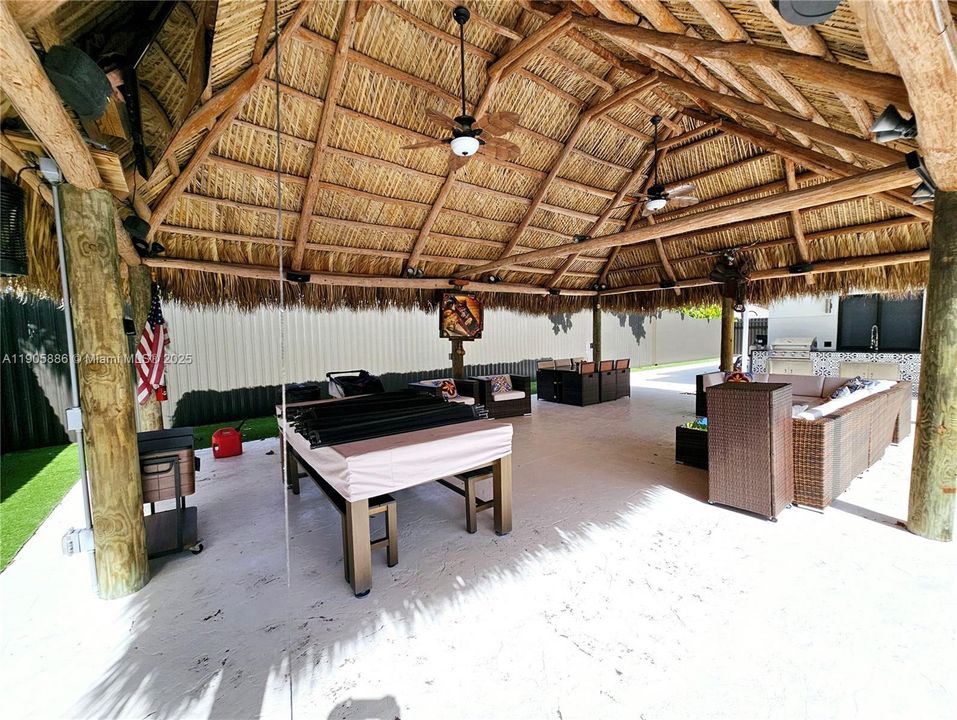 В аренду: $6,000 (4 спален, 2 ванн, 2157 Квадратных фут)