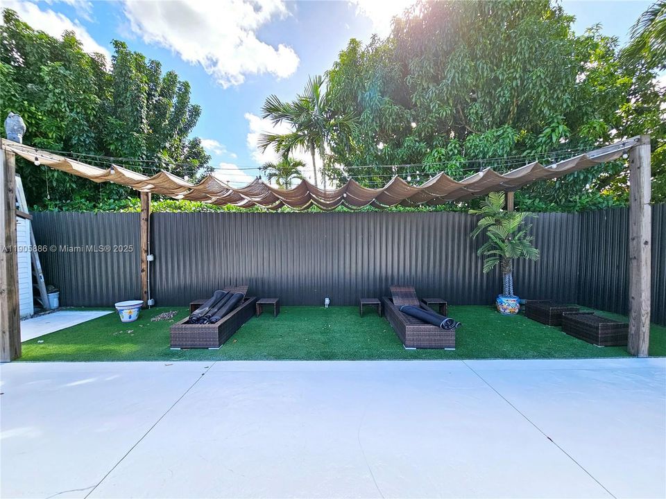 В аренду: $6,000 (4 спален, 2 ванн, 2157 Квадратных фут)