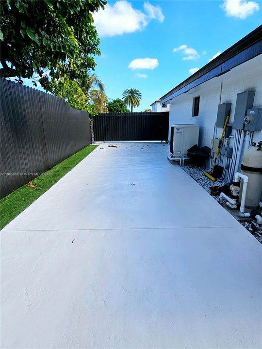 В аренду: $6,000 (4 спален, 2 ванн, 2157 Квадратных фут)