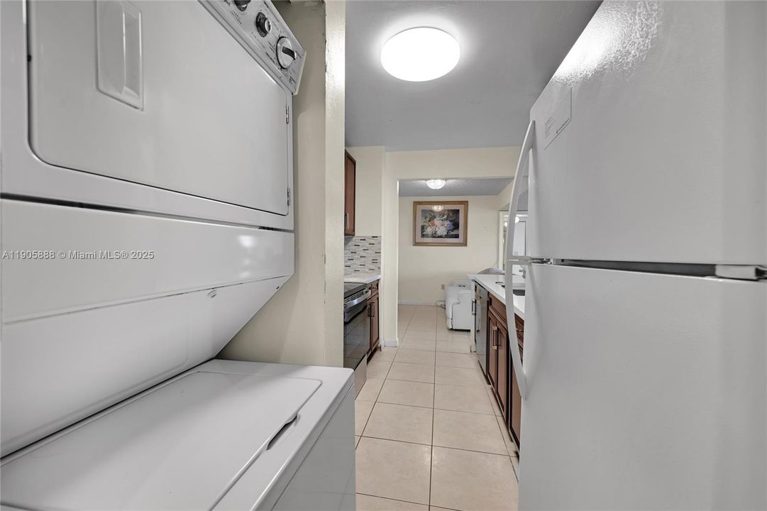 待售: $170,000 (3 贝兹, 2 浴室, 1526 平方英尺)