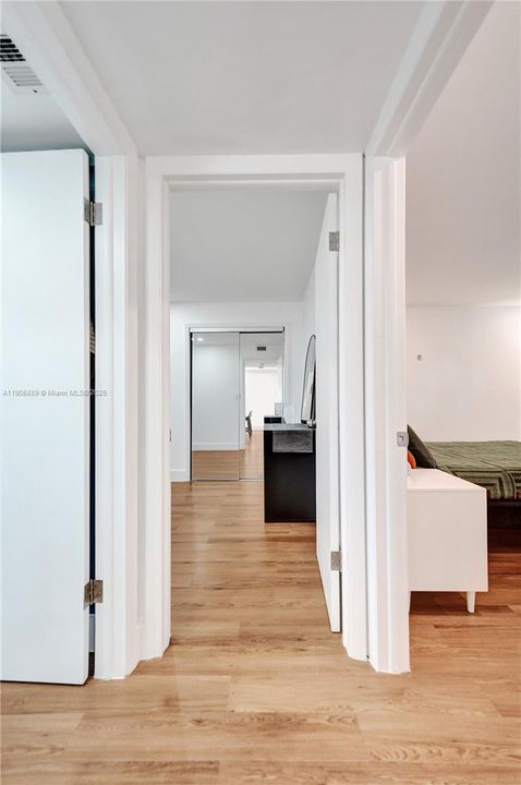 Active With Contract: $1,971 (2 beds, 1 baths, 732 Square Feet)