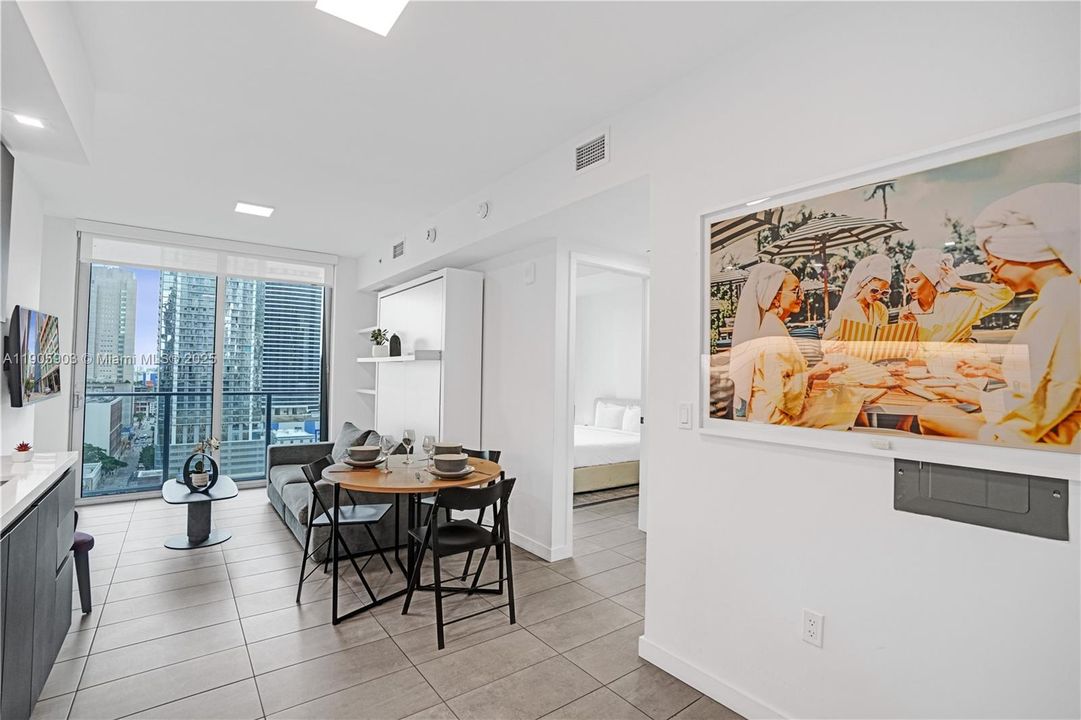 Active With Contract: $425,000 (1 beds, 1 baths, 521 Square Feet)