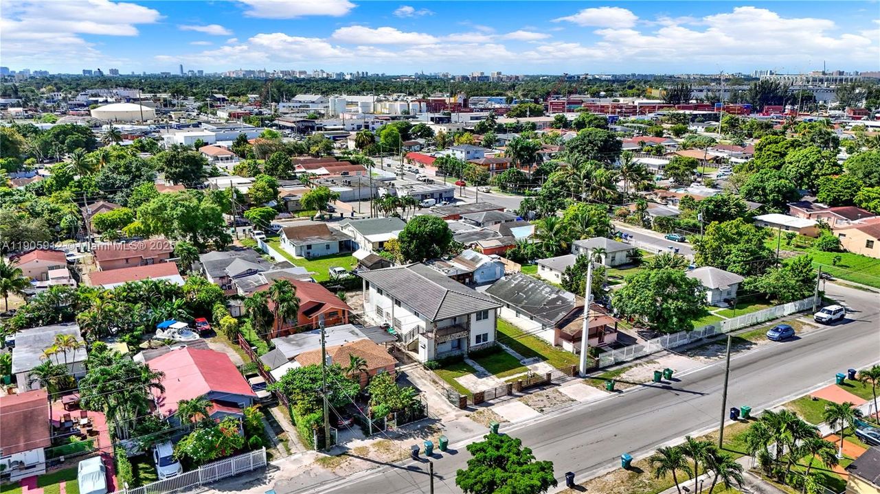 Active With Contract: $800,000 (0 beds, 0 baths, 3380 Square Feet)