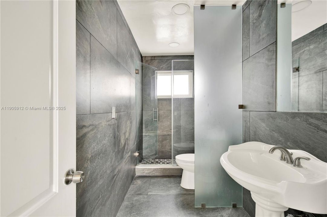 Active With Contract: $800,000 (0 beds, 0 baths, 3380 Square Feet)