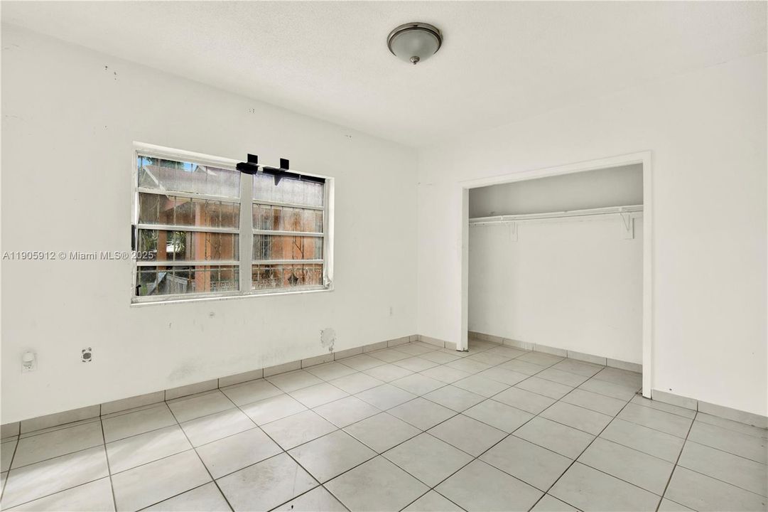 Active With Contract: $800,000 (0 beds, 0 baths, 3380 Square Feet)