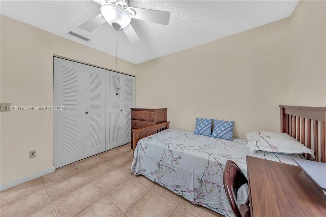 For Sale: $599,900 (3 beds, 2 baths, 1972 Square Feet)