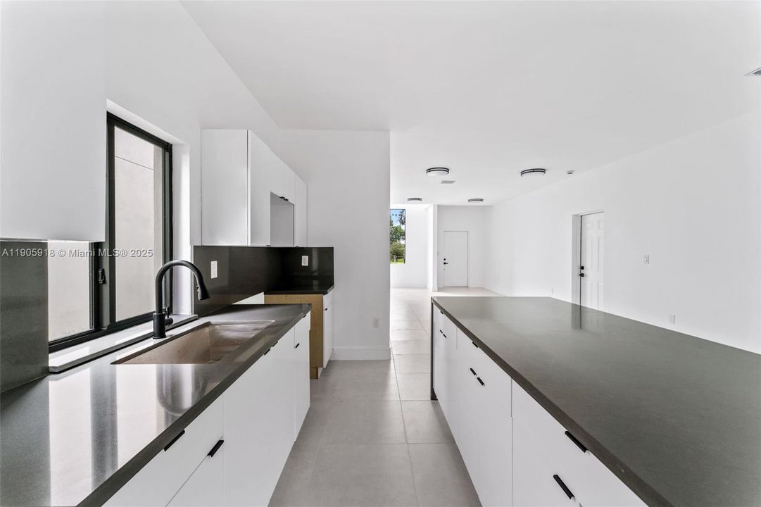 Active With Contract: $699,000 (4 beds, 3 baths, 2173 Square Feet)