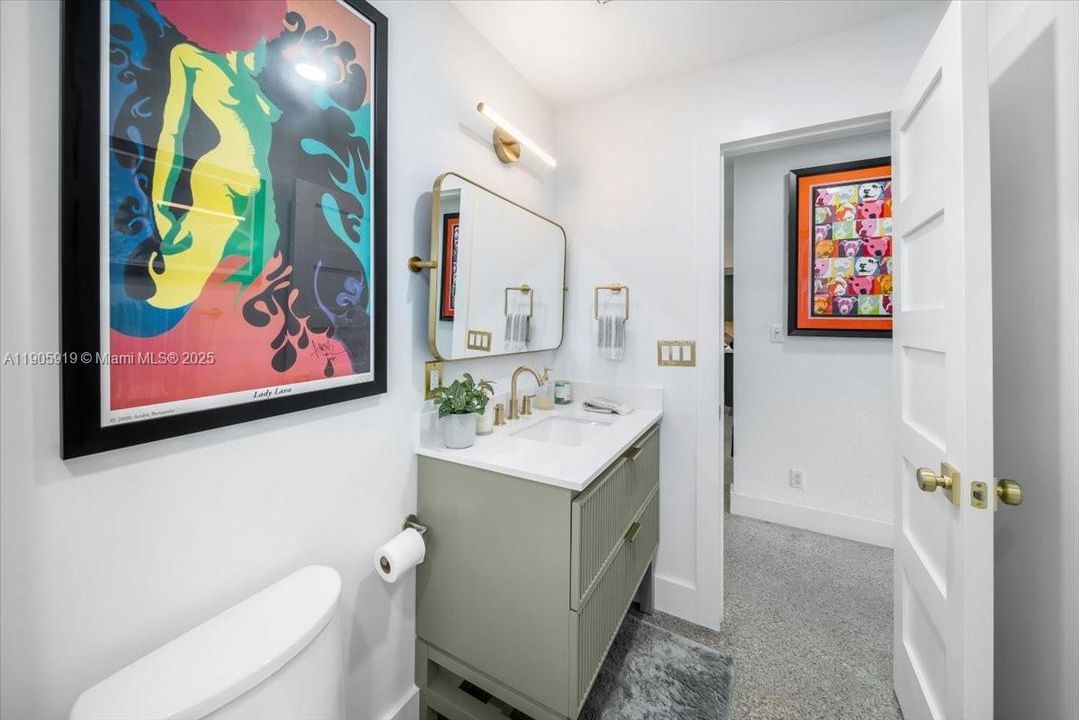 Active With Contract: $1,175,000 (3 beds, 3 baths, 1776 Square Feet)