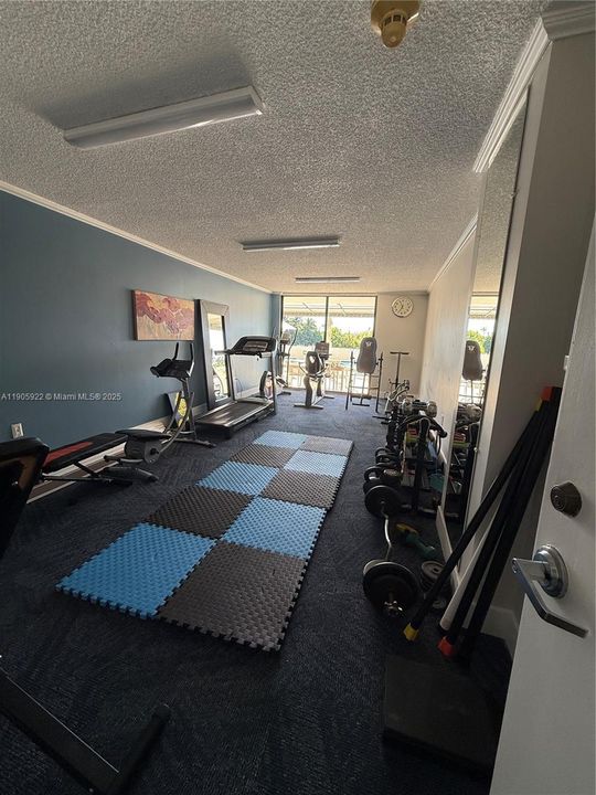 出租: $2,500 (2 贝兹, 2 浴室, 990 平方英尺)