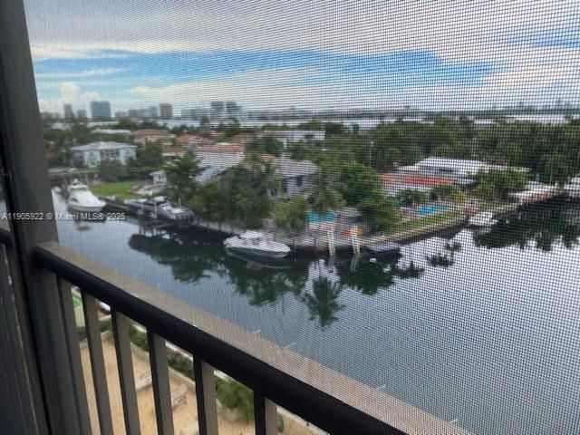 出租: $2,500 (2 贝兹, 2 浴室, 990 平方英尺)