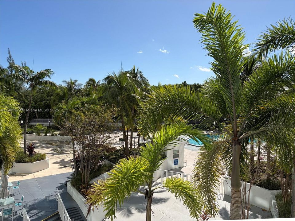 For Rent: $2,888 (2 beds, 2 baths, 1357 Square Feet)