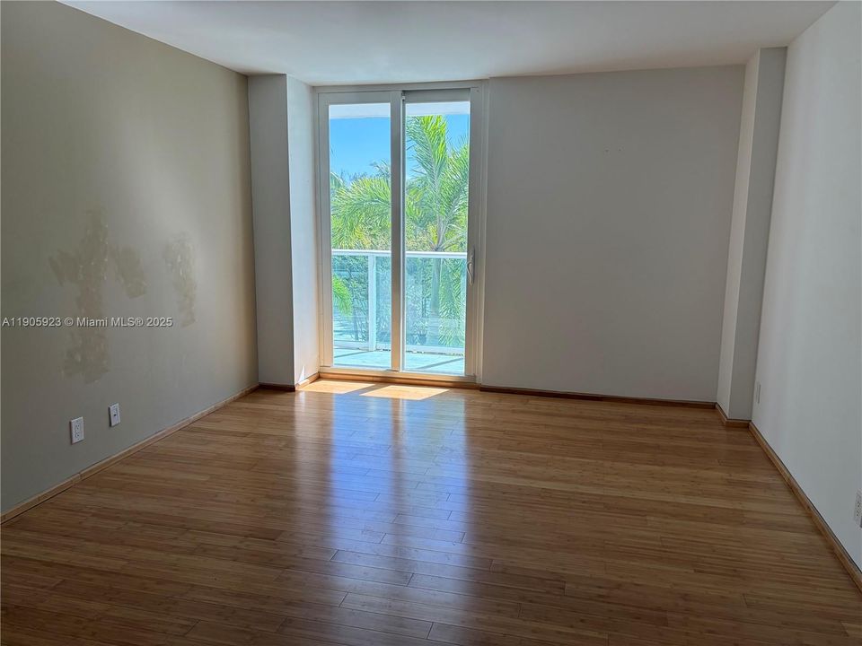 For Rent: $2,888 (2 beds, 2 baths, 1357 Square Feet)