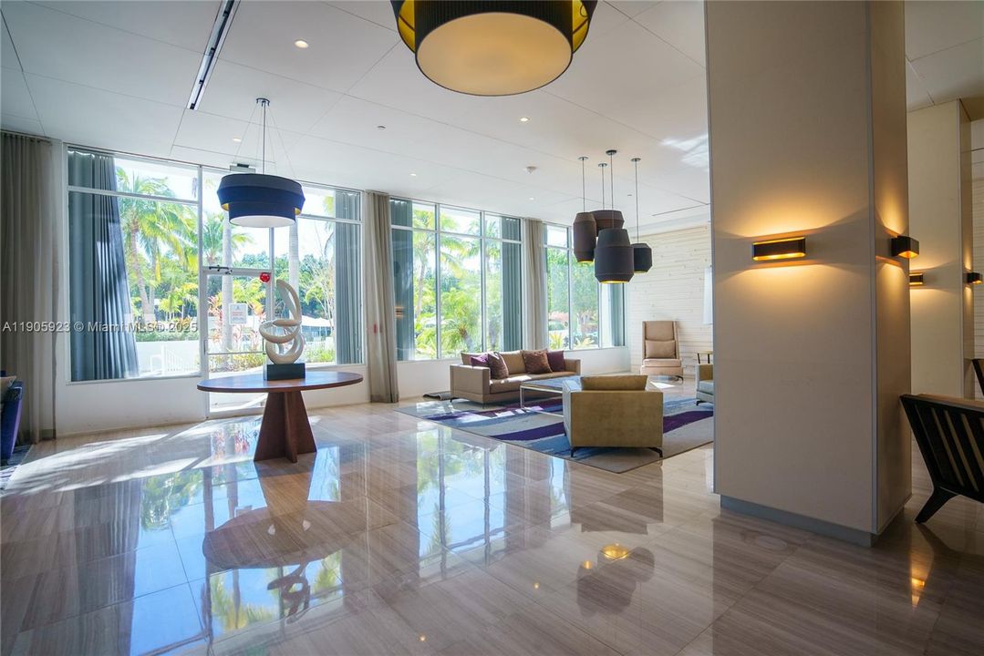 For Rent: $2,888 (2 beds, 2 baths, 1357 Square Feet)