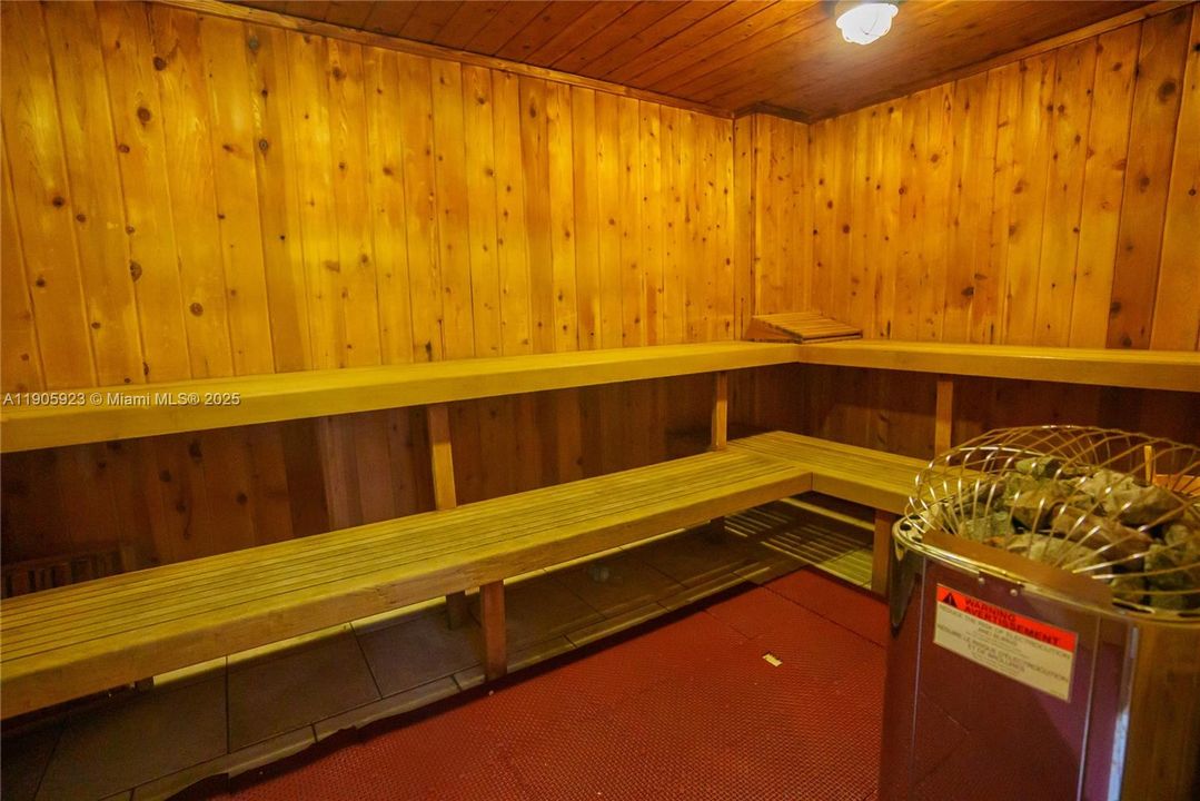 For Rent: $2,888 (2 beds, 2 baths, 1357 Square Feet)