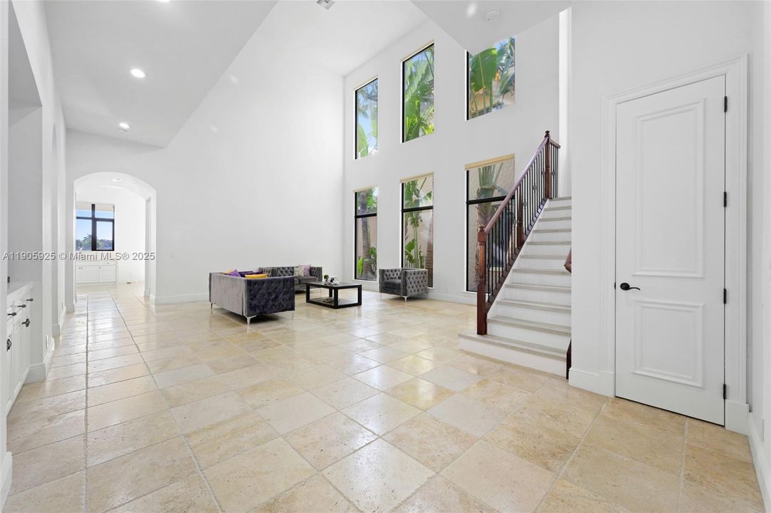 На продажу: $1,425,000 (4 спален, 3 ванн, 3161 Квадратных фут)