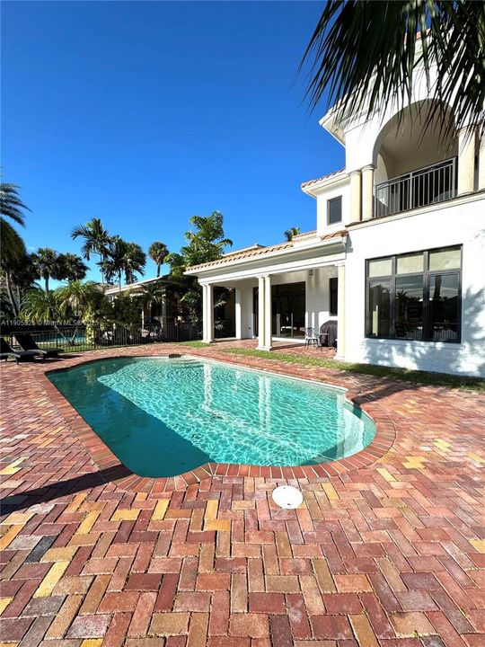 На продажу: $1,425,000 (4 спален, 3 ванн, 3161 Квадратных фут)