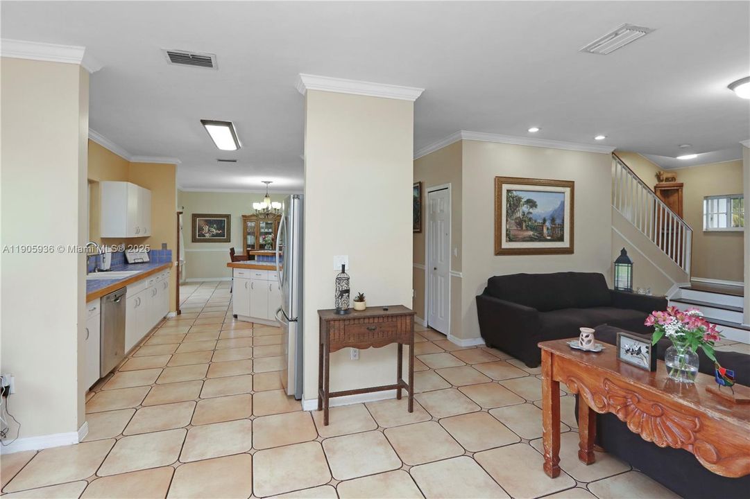 For Sale: $749,990 (4 beds, 3 baths, 2193 Square Feet)