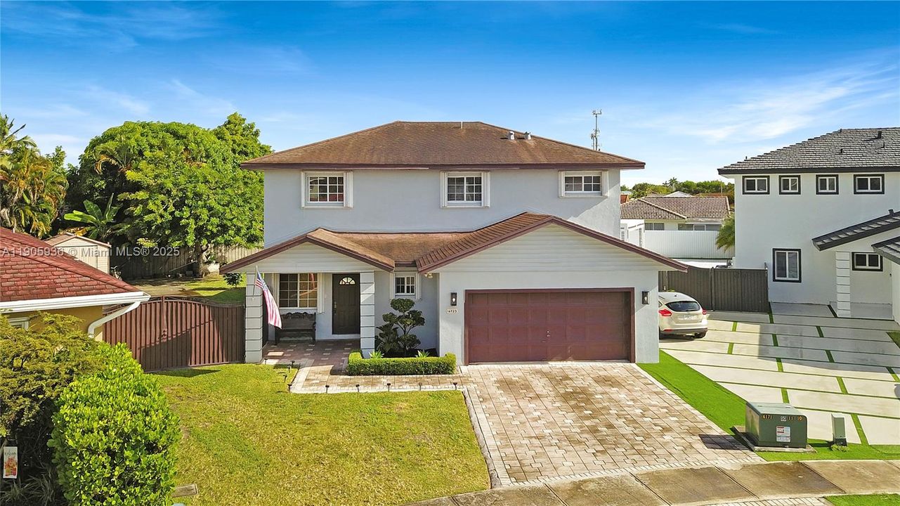 For Sale: $749,990 (4 beds, 3 baths, 2193 Square Feet)