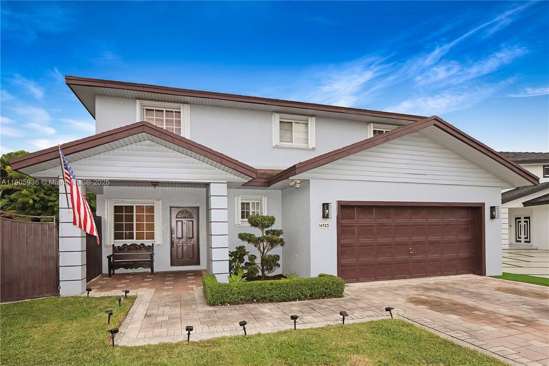 For Sale: $749,990 (4 beds, 3 baths, 2193 Square Feet)