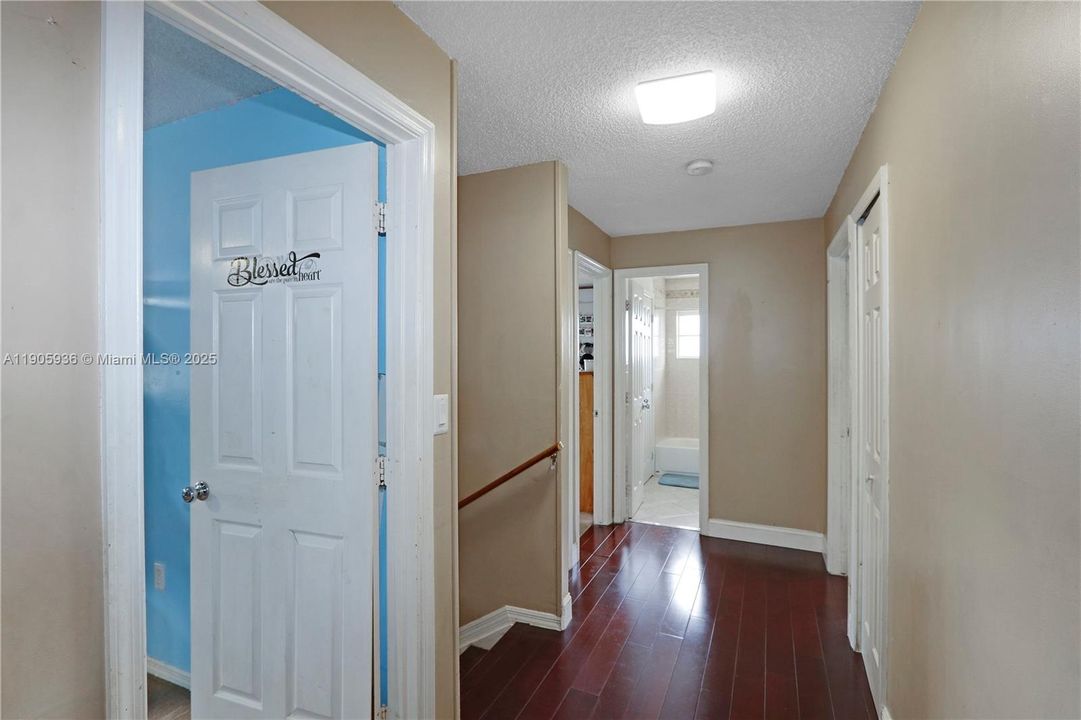 For Sale: $749,990 (4 beds, 3 baths, 2193 Square Feet)