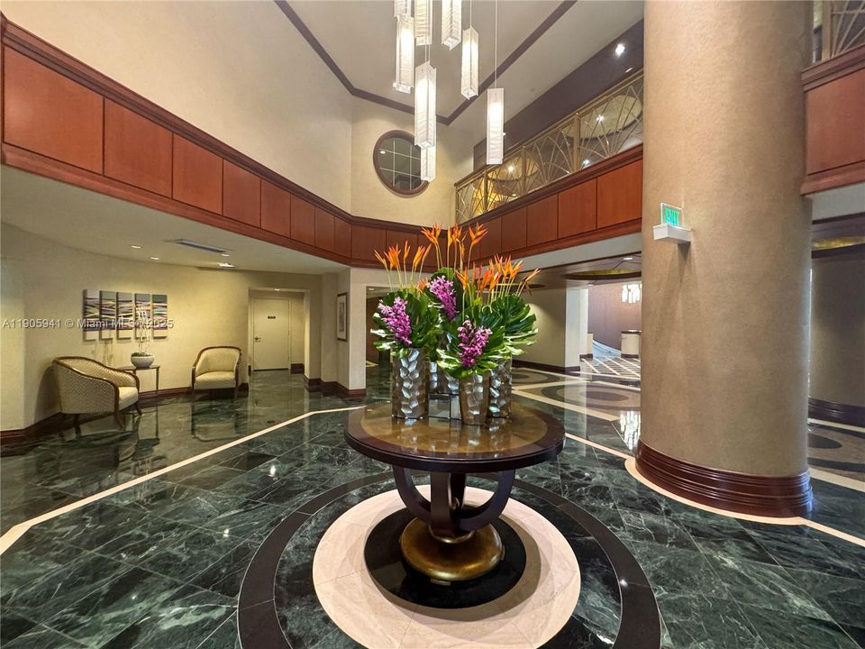 待售: $749,000 (2 贝兹, 2 浴室, 2080 平方英尺)