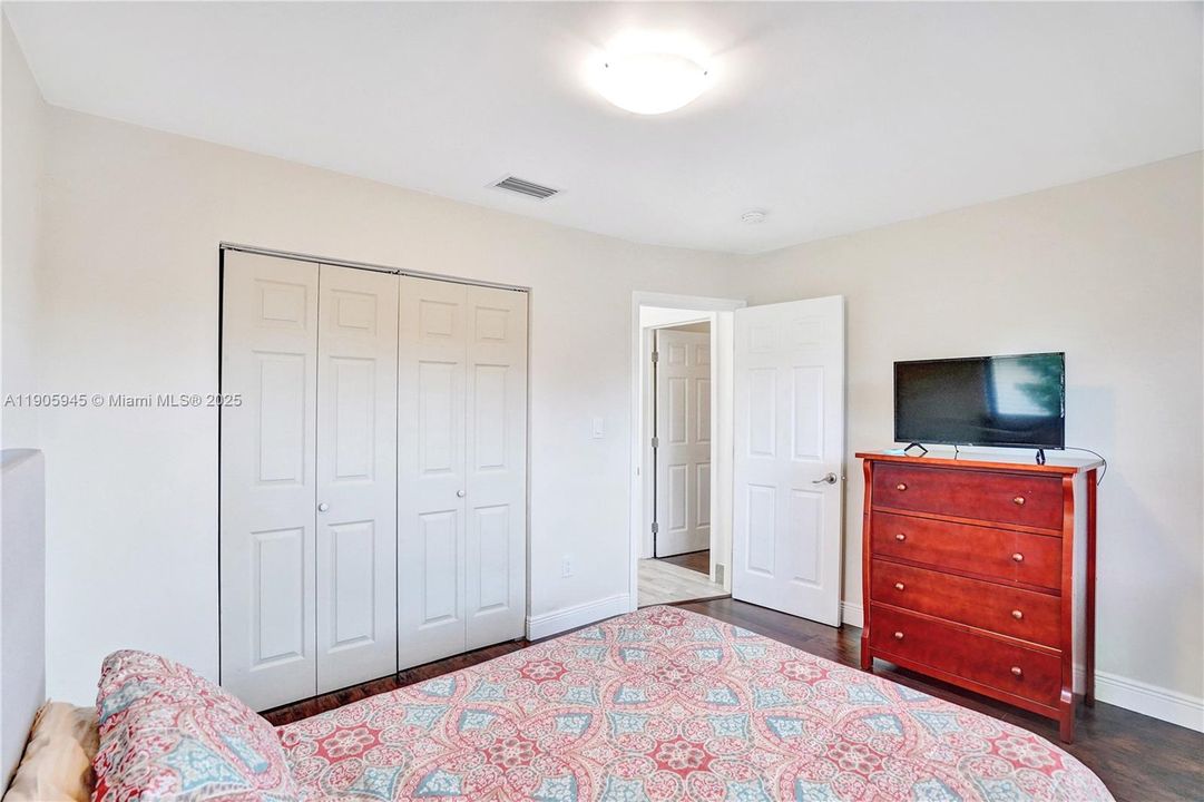 En Renta: $6,500 (4 camas, 2 baños, 1645 Pies cuadrados)