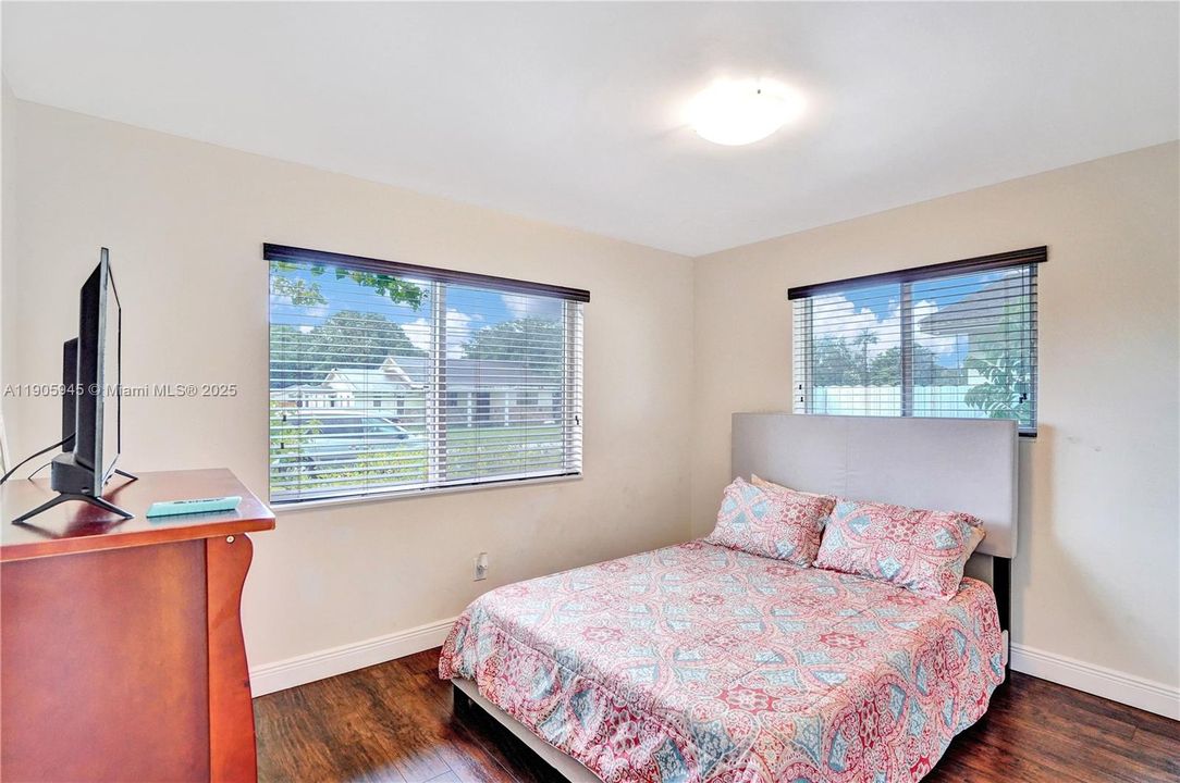 En Renta: $6,500 (4 camas, 2 baños, 1645 Pies cuadrados)