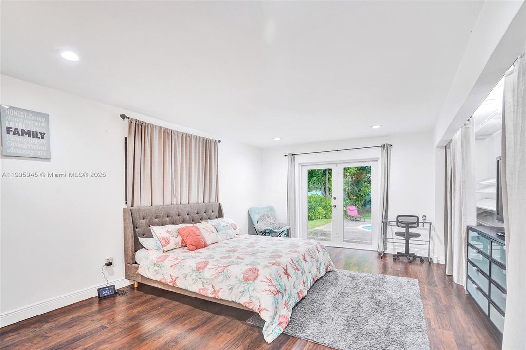 En Renta: $6,500 (4 camas, 2 baños, 1645 Pies cuadrados)