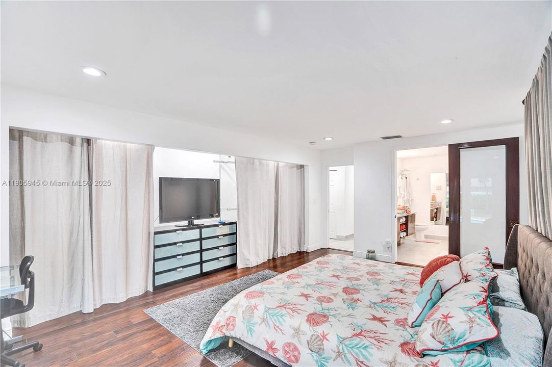 En Renta: $6,500 (4 camas, 2 baños, 1645 Pies cuadrados)