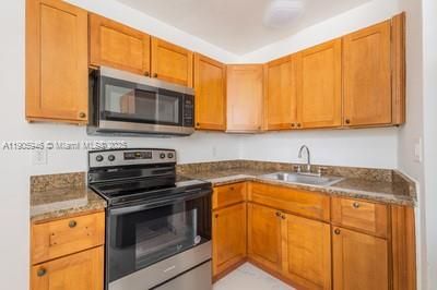 Recently Rented: $1,850 (1 beds, 1 baths, 546 Square Feet)