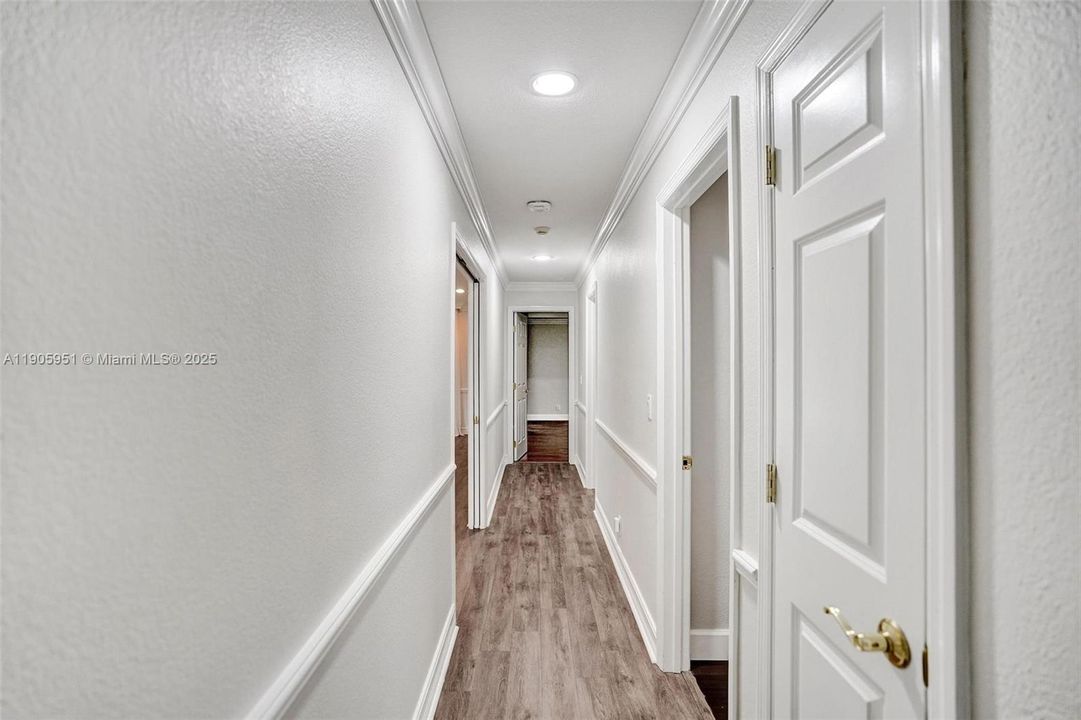 For Rent: $6,900 (4 beds, 2 baths, 2499 Square Feet)