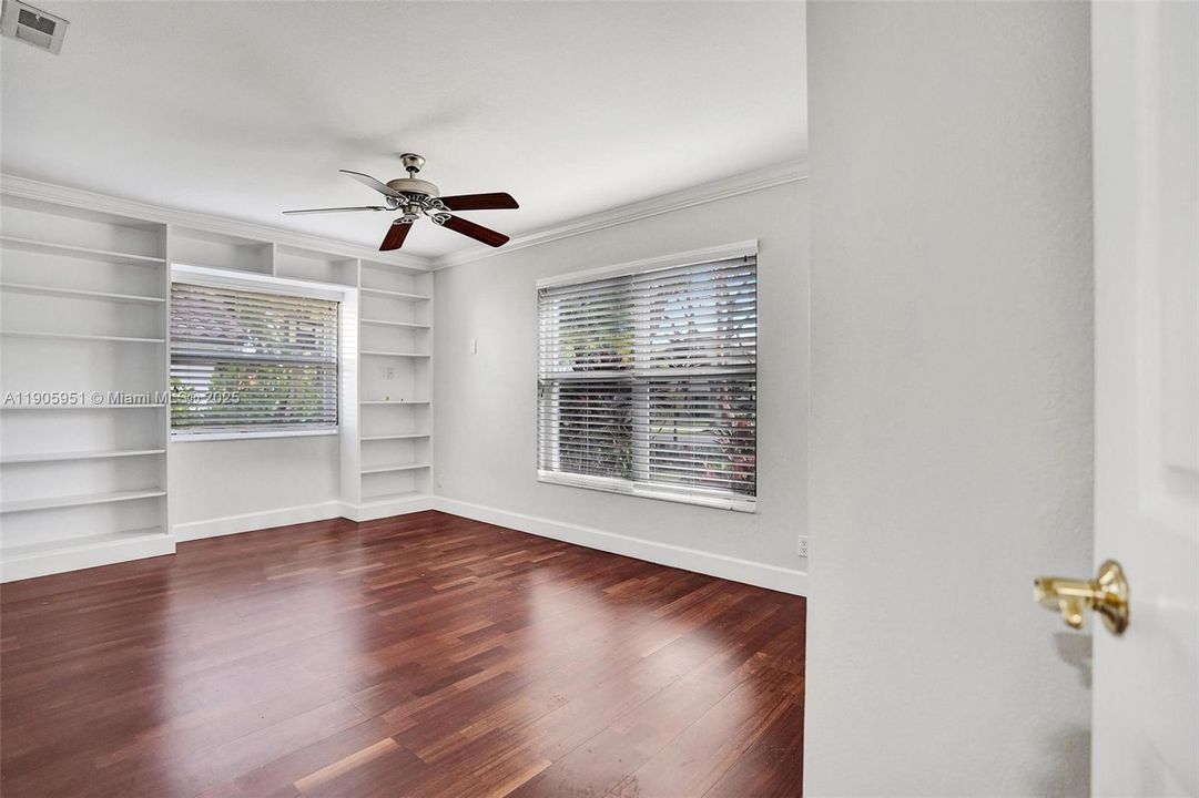 For Rent: $6,900 (4 beds, 2 baths, 2499 Square Feet)