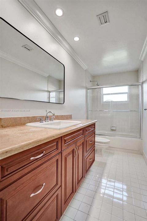 For Rent: $6,900 (4 beds, 2 baths, 2499 Square Feet)