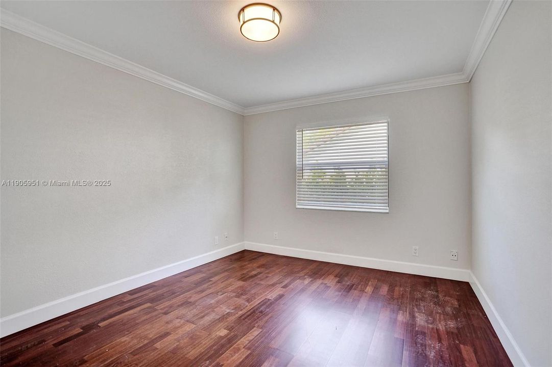 For Rent: $6,900 (4 beds, 2 baths, 2499 Square Feet)