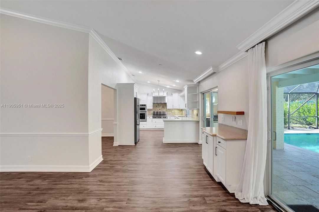 For Rent: $6,900 (4 beds, 2 baths, 2499 Square Feet)