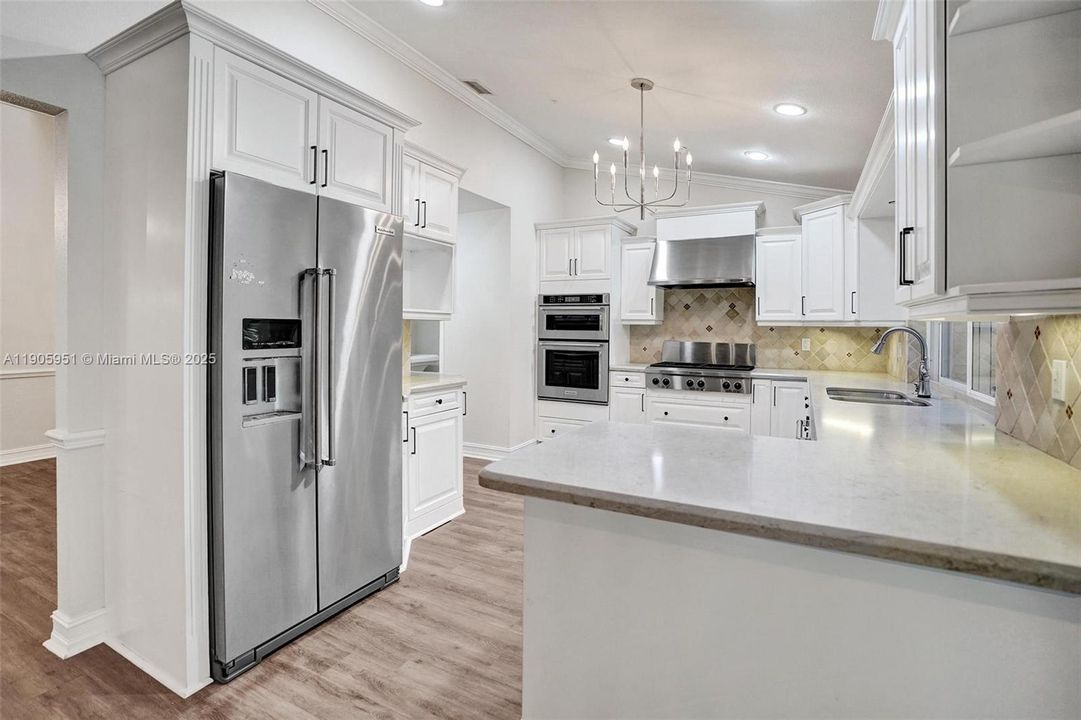 For Rent: $6,900 (4 beds, 2 baths, 2499 Square Feet)