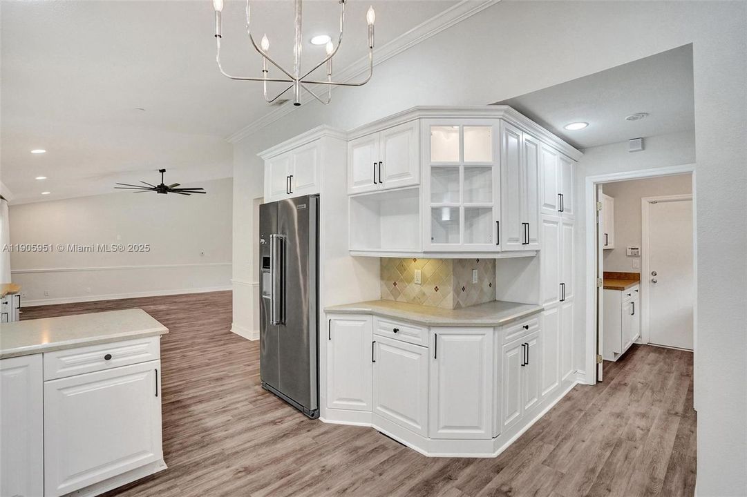 For Rent: $6,900 (4 beds, 2 baths, 2499 Square Feet)