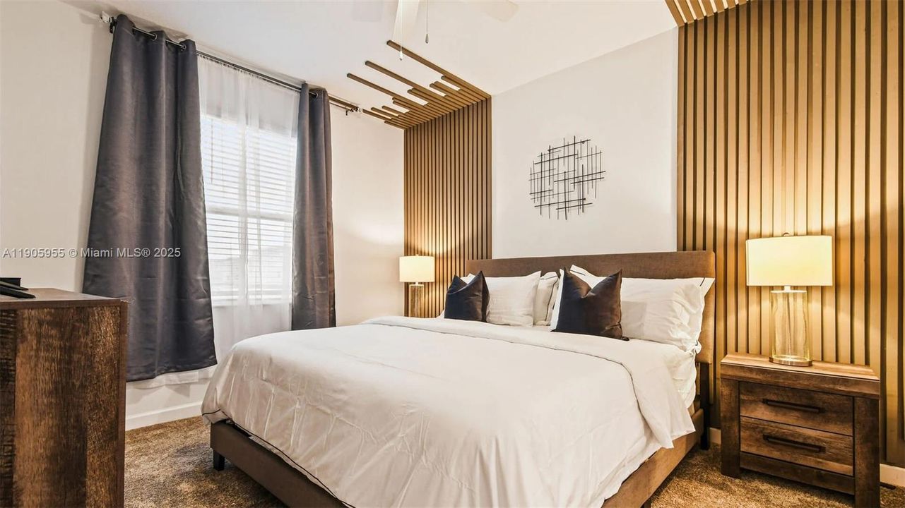 For Sale: $939,000 (8 beds, 5 baths, 4289 Square Feet)