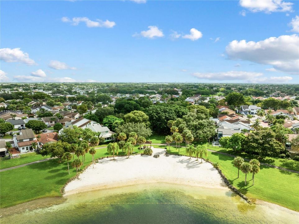 For Sale: $650,000 (3 beds, 2 baths, 1514 Square Feet)