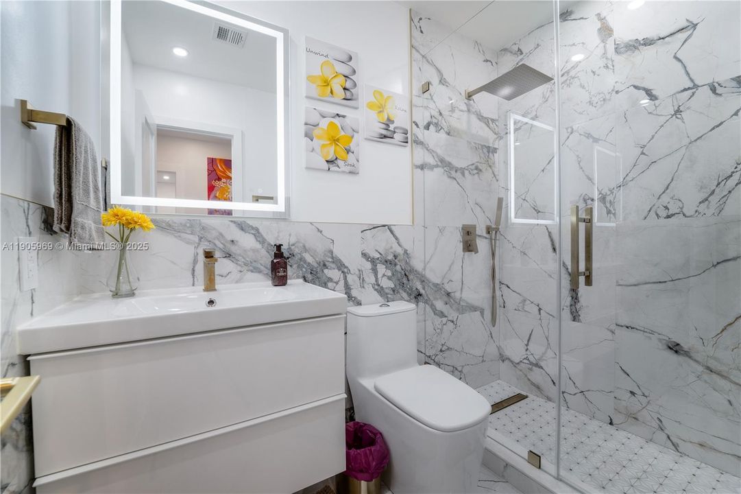 For Sale: $650,000 (3 beds, 2 baths, 1514 Square Feet)