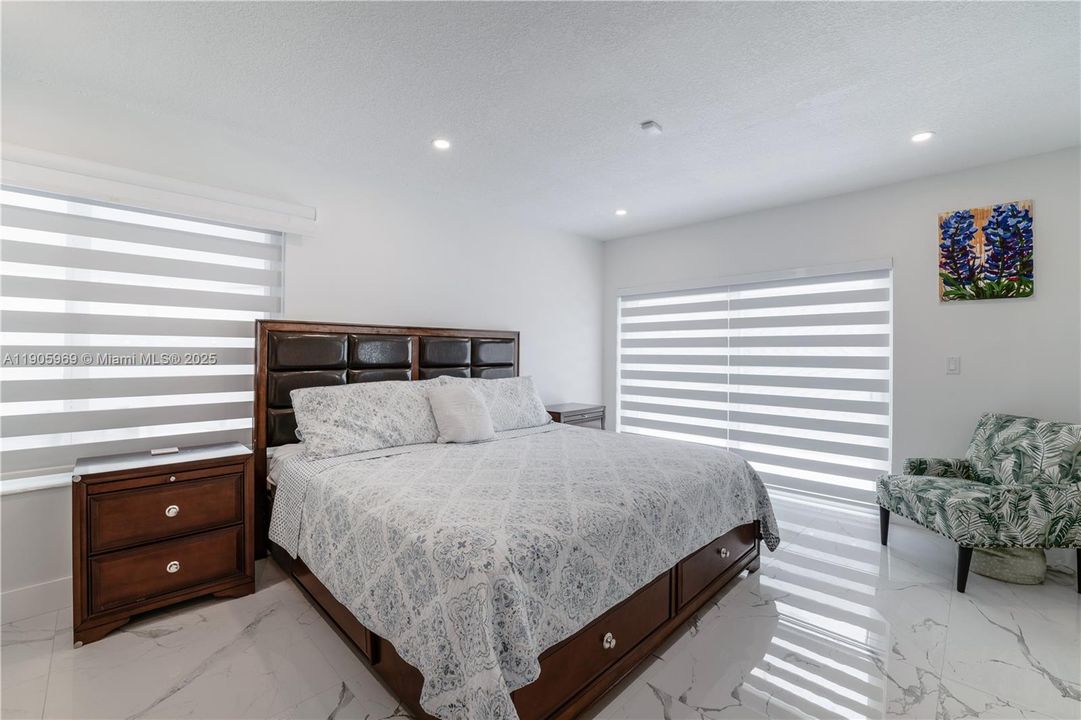 For Sale: $650,000 (3 beds, 2 baths, 1514 Square Feet)