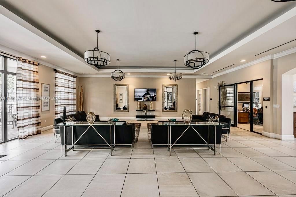 For Sale: $380,000 (2 beds, 2 baths, 1422 Square Feet)