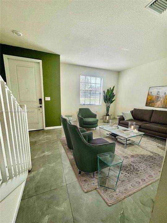 For Sale: $380,000 (2 beds, 2 baths, 1422 Square Feet)