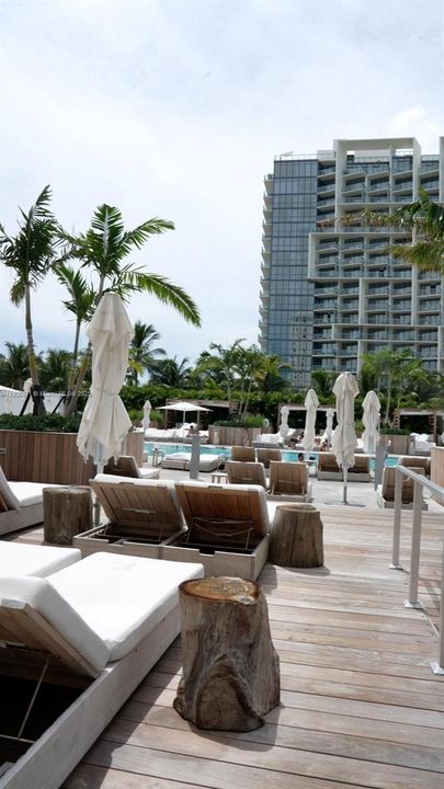 For Rent: $9,500 (0 beds, 1 baths, 760 Square Feet)